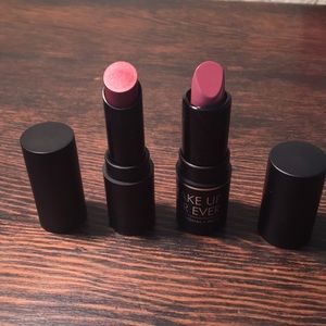 Free when bundled with two items Newmini lipsticks